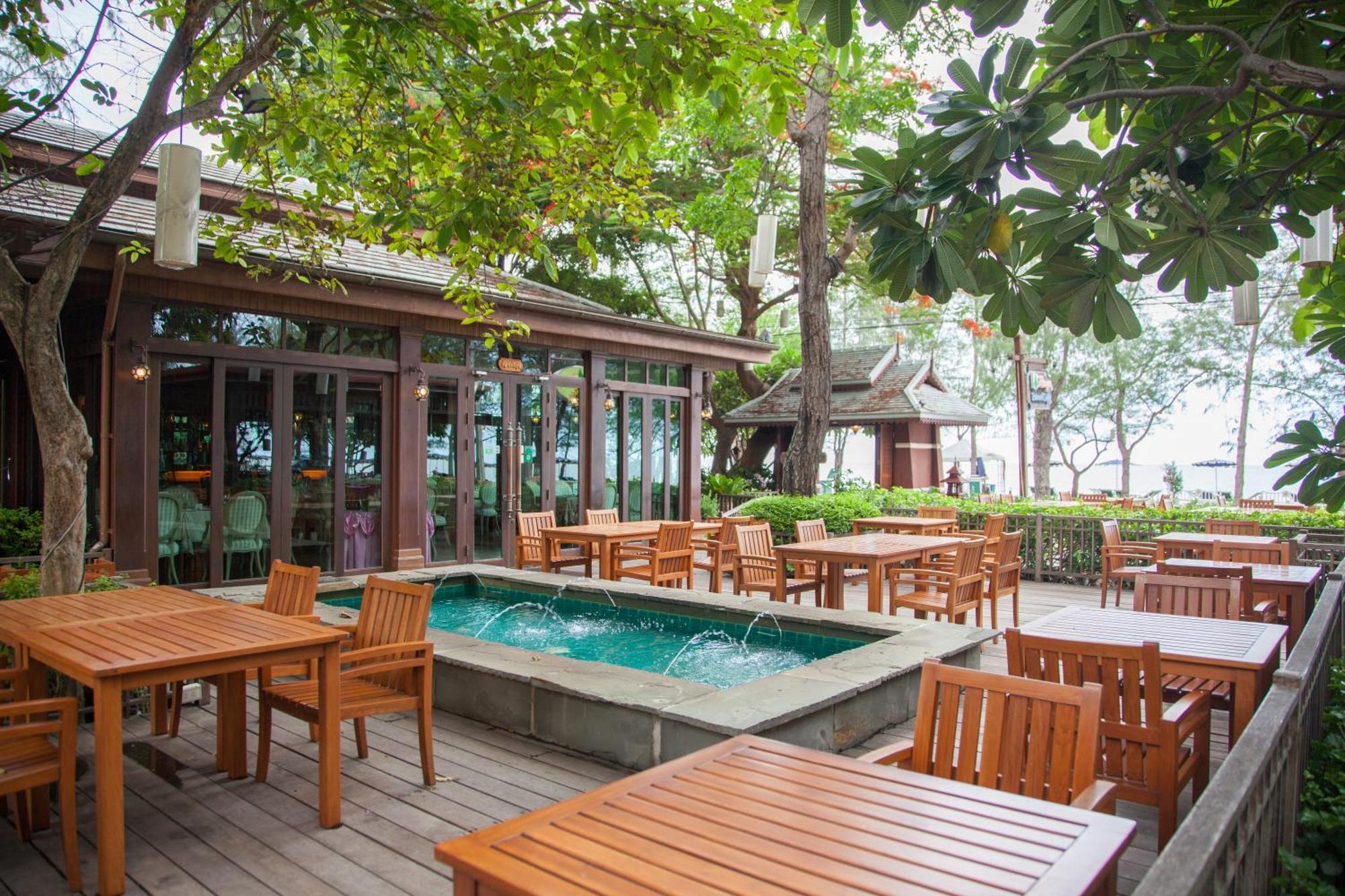 Raya Resort Beach Front - The Most Green Resort In Cha-Am Ngoại thất bức ảnh